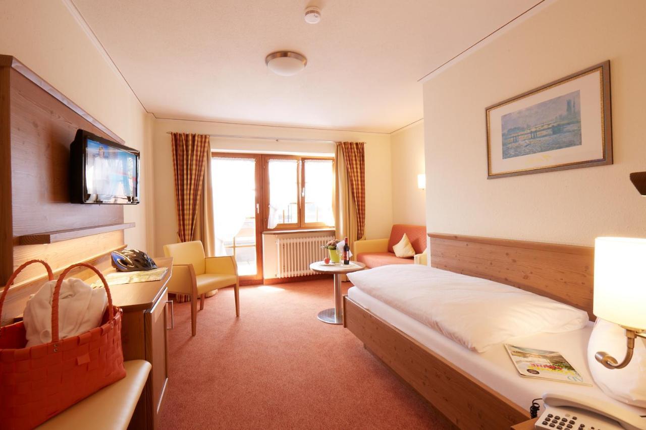 Wander- & Wellnesshotel Naegele Hoechenschwand Ngoại thất bức ảnh